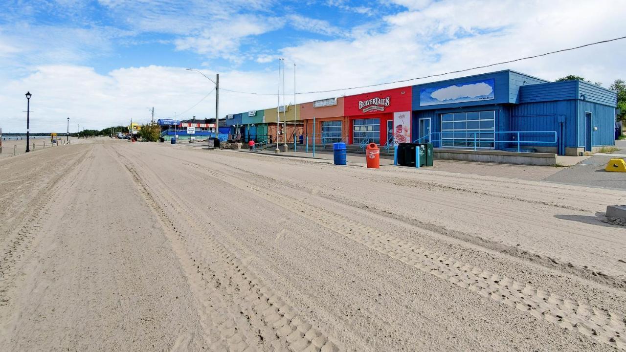 Main Beach River Retreat - Wasaga Beach 1 - Main Strip - 95 Mosley St Экстерьер фото