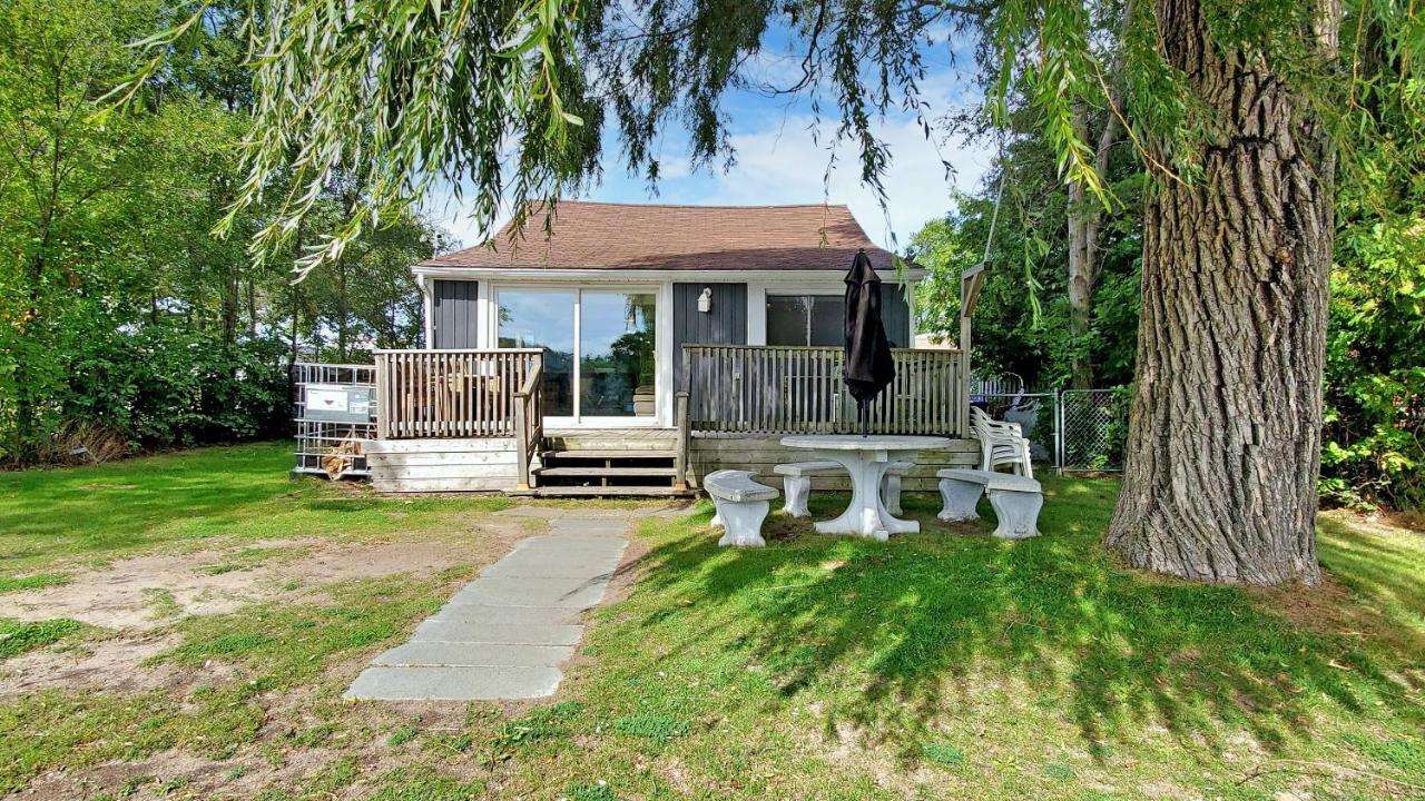 Main Beach River Retreat - Wasaga Beach 1 - Main Strip - 95 Mosley St Экстерьер фото