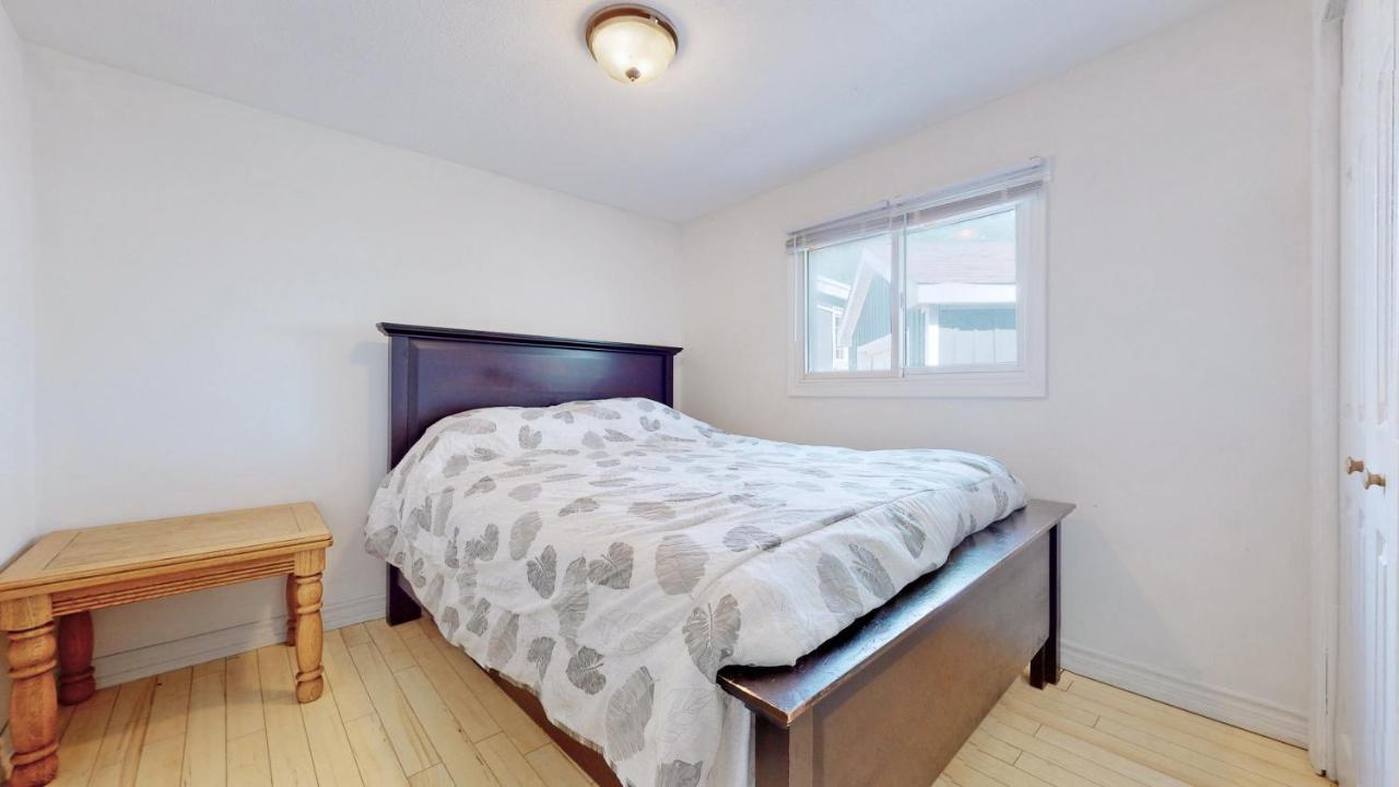 Main Beach River Retreat - Wasaga Beach 1 - Main Strip - 95 Mosley St Экстерьер фото