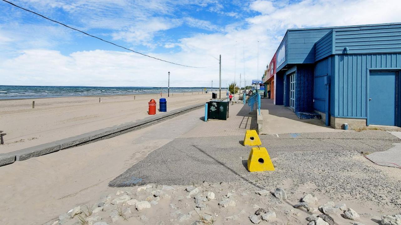 Main Beach River Retreat - Wasaga Beach 1 - Main Strip - 95 Mosley St Экстерьер фото