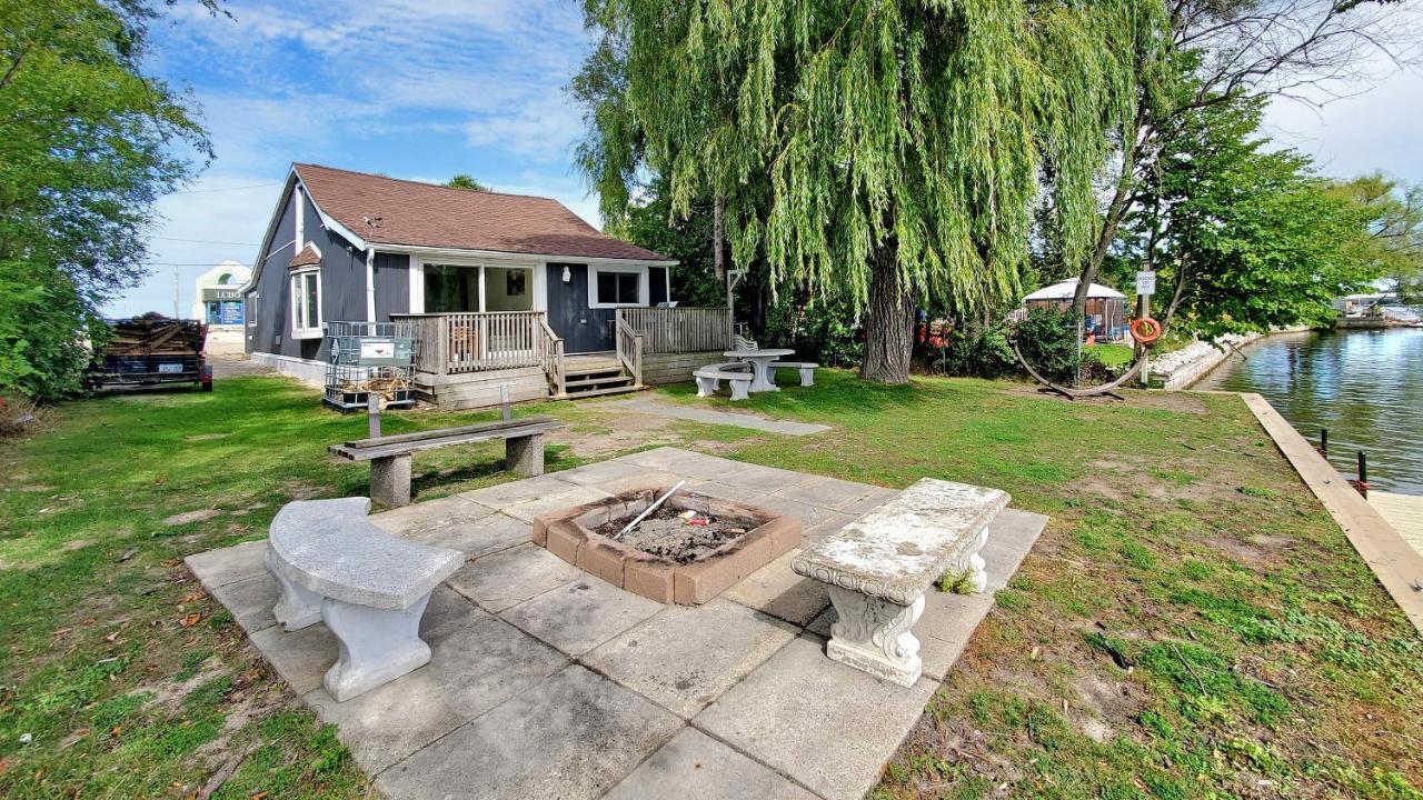 Main Beach River Retreat - Wasaga Beach 1 - Main Strip - 95 Mosley St Экстерьер фото