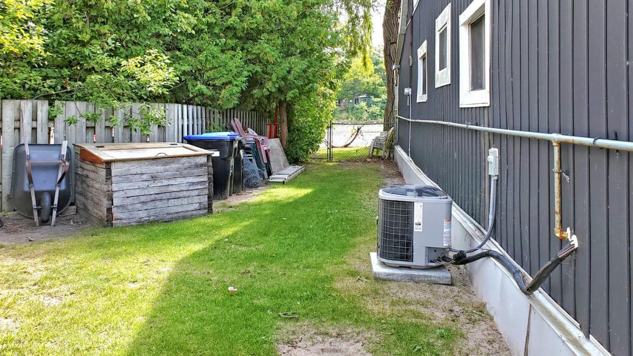 Main Beach River Retreat - Wasaga Beach 1 - Main Strip - 95 Mosley St Экстерьер фото