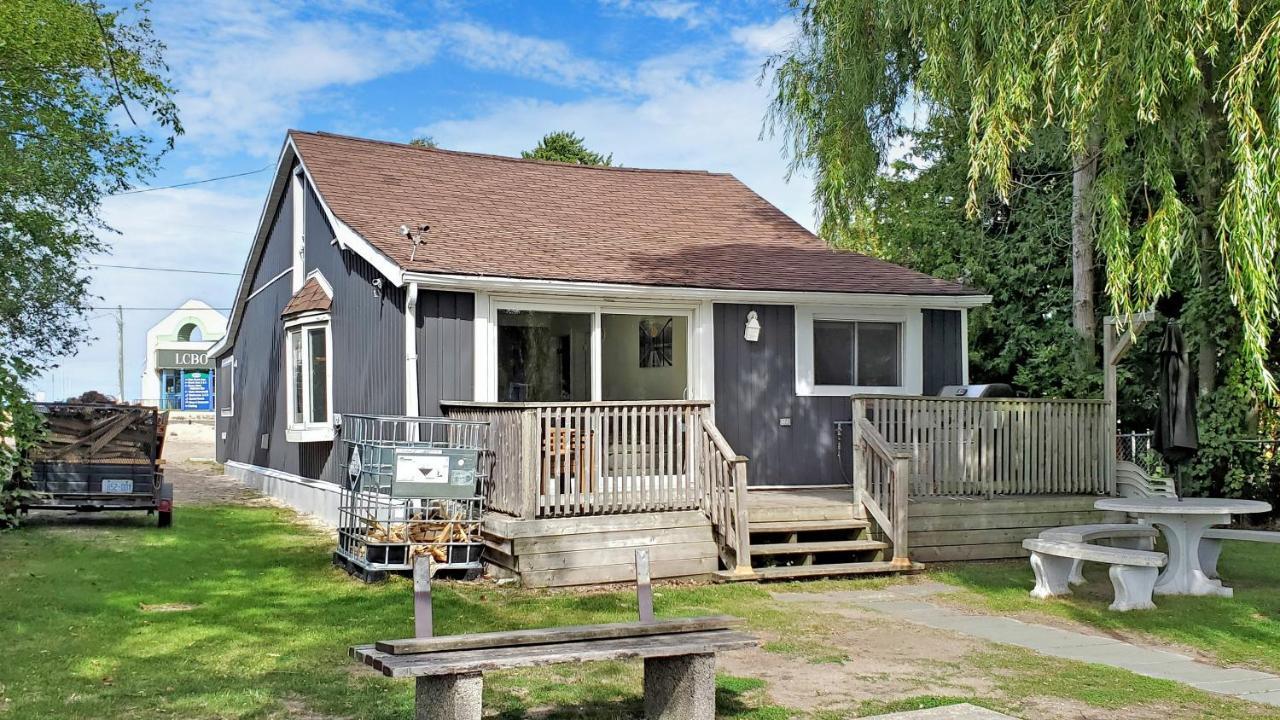 Main Beach River Retreat - Wasaga Beach 1 - Main Strip - 95 Mosley St Экстерьер фото