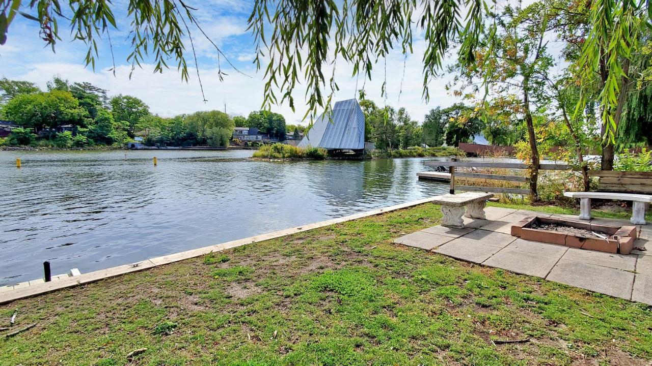 Main Beach River Retreat - Wasaga Beach 1 - Main Strip - 95 Mosley St Экстерьер фото